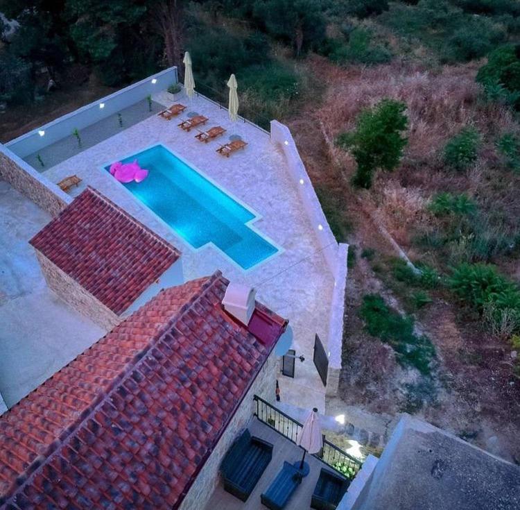 Villa Ploca On Hvar With A Private Heated Pool Dol  Eksteriør billede